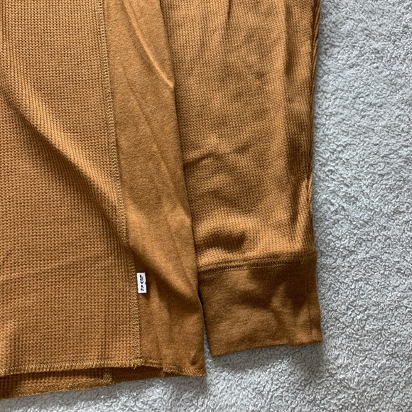 NWT Men’s size Large Levi’s long sleeve shirt - Picture 3 of 4